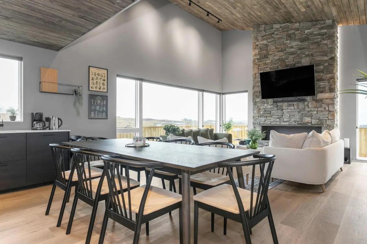 Luxury Log Home With A Hot Tub Σέλφος Εξωτερικό φωτογραφία