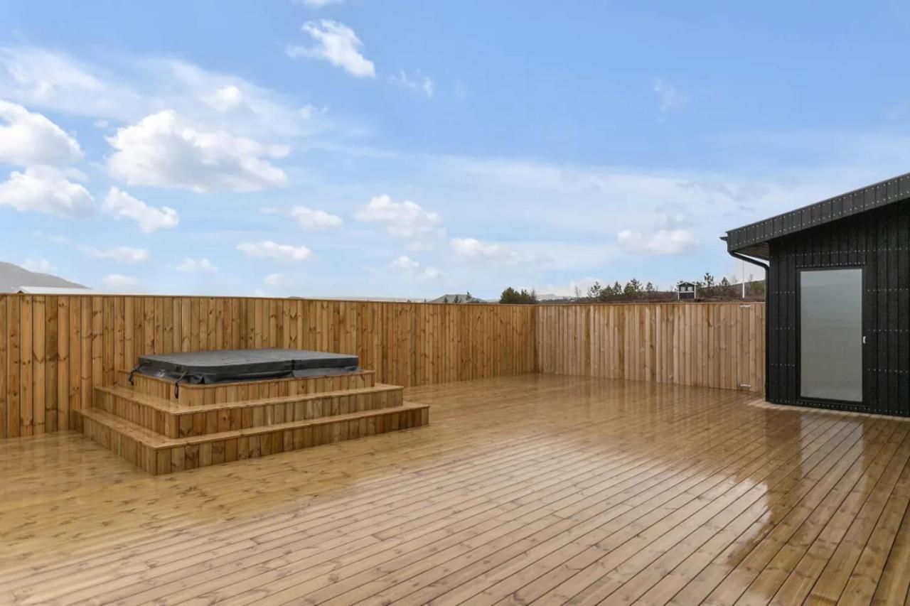 Luxury Log Home With A Hot Tub Σέλφος Εξωτερικό φωτογραφία
