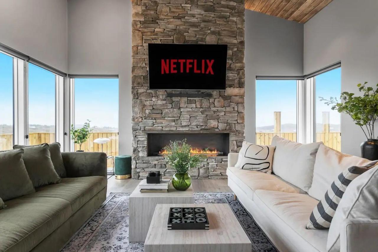 Luxury Log Home With A Hot Tub Σέλφος Εξωτερικό φωτογραφία